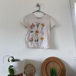 Fifth Sun Flower type graphic tee